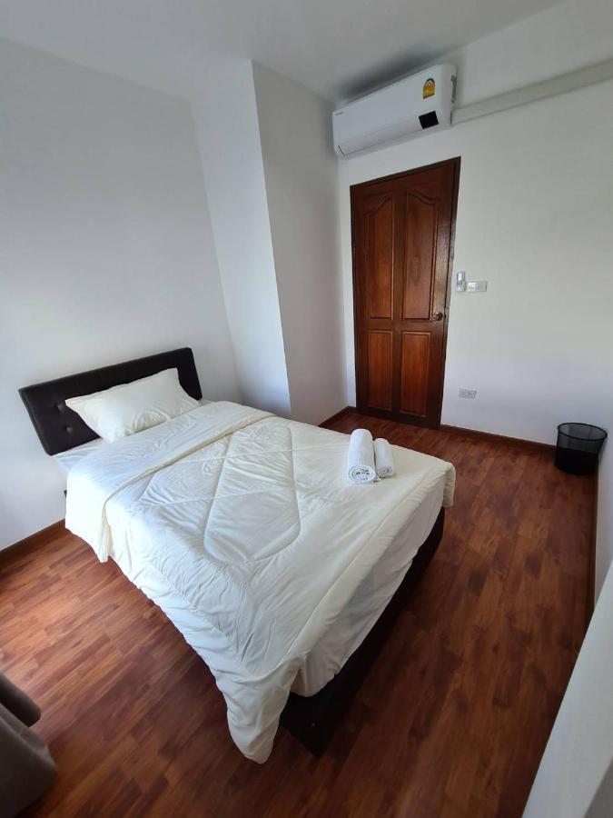 Yyk Holiday Rooms Ban Khlong Krang Exterior photo