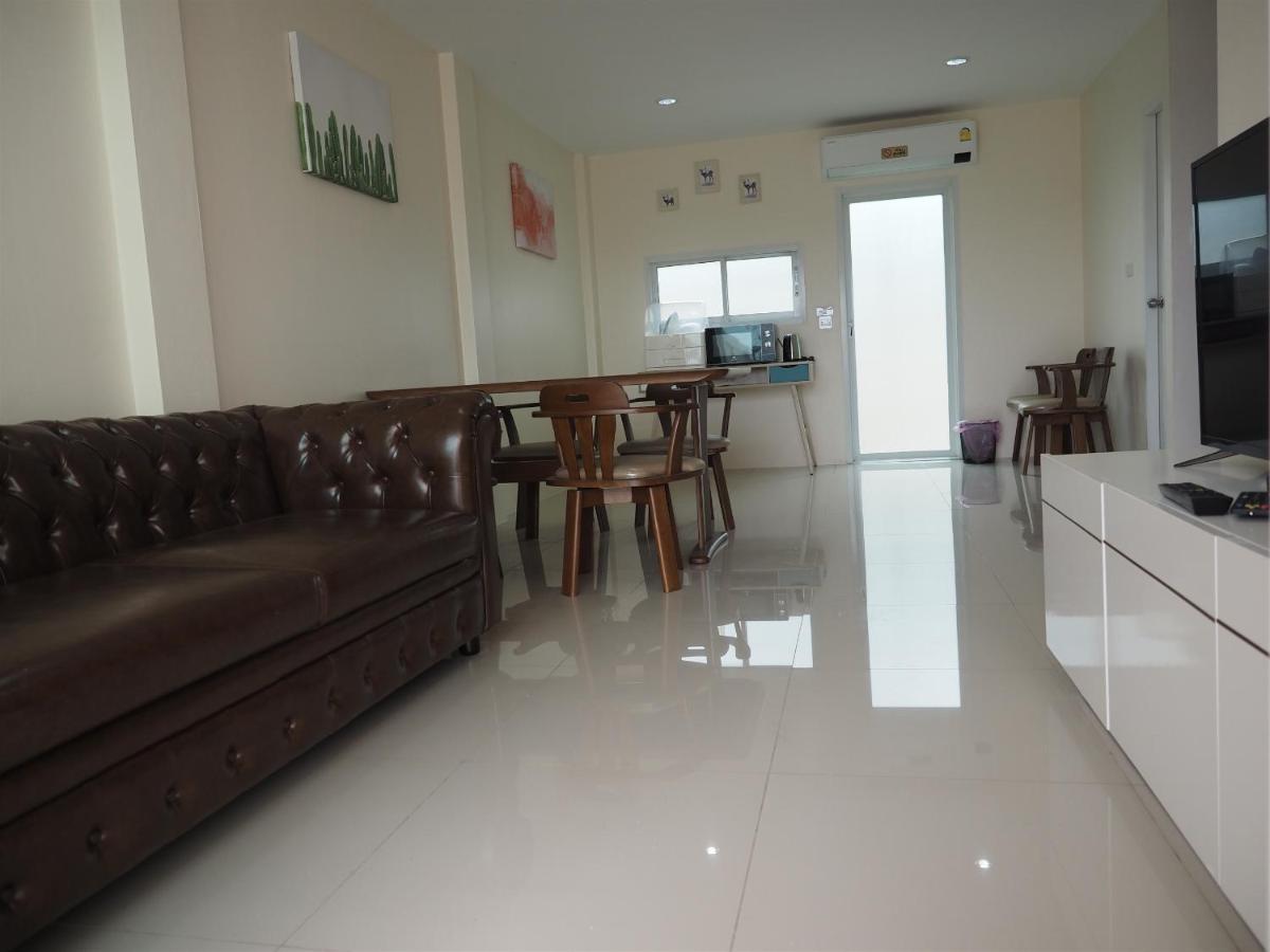 Yyk Holiday Rooms Ban Khlong Krang Exterior photo