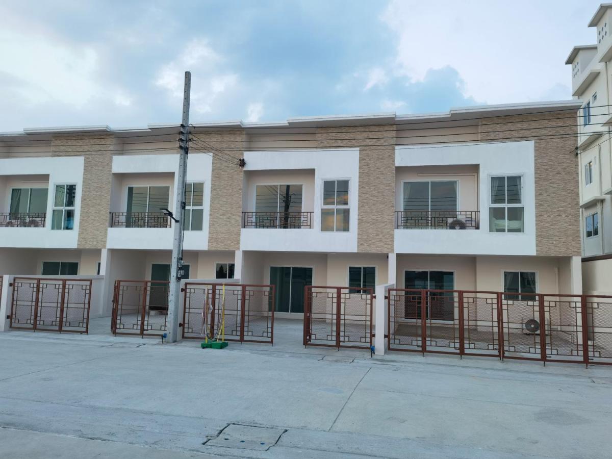 Yyk Holiday Rooms Ban Khlong Krang Exterior photo