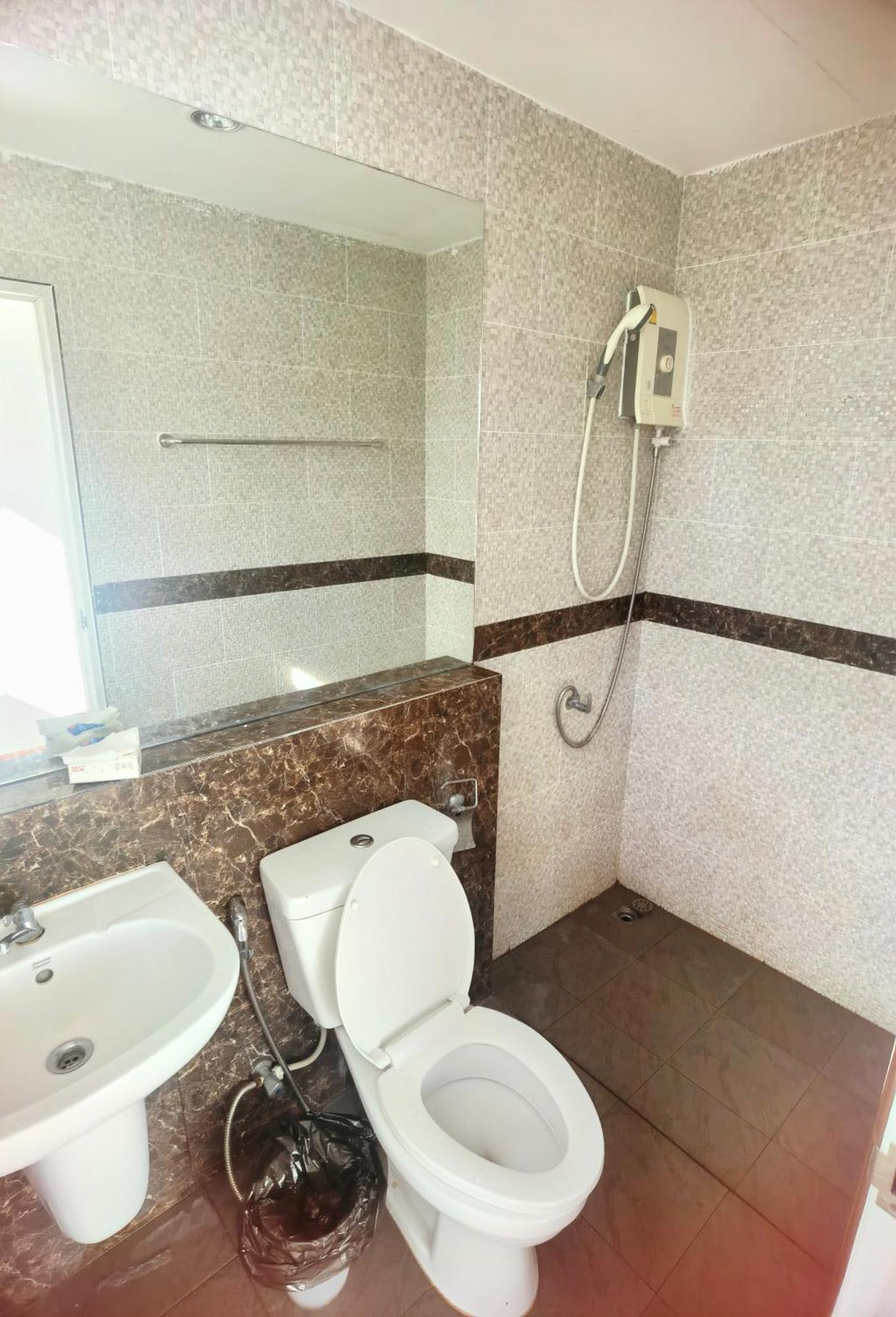 Yyk Holiday Rooms Ban Khlong Krang Exterior photo